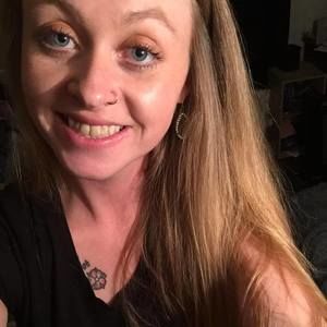 Meet your Posher, Carolyn